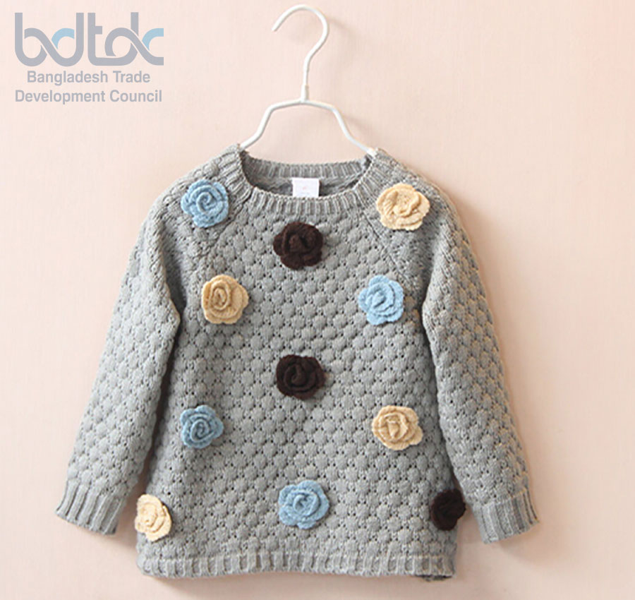 Baby knitted cardigan, bowknots