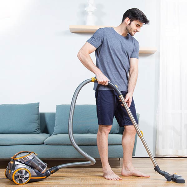 Cleaner